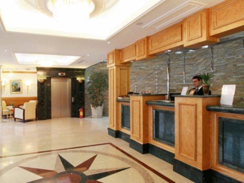 Garni Hotel Master Нови-Сад Экстерьер фото