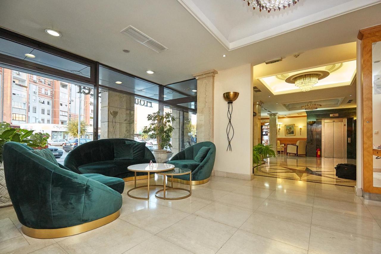 Garni Hotel Master Нови-Сад Экстерьер фото