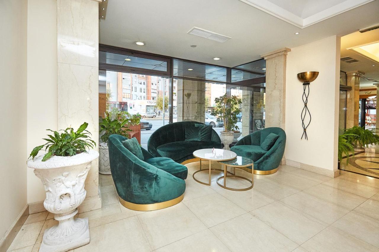 Garni Hotel Master Нови-Сад Экстерьер фото